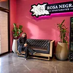 Cozy Aparta-Suite Stadio Rosa Negra