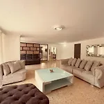 5 Hab, Espacioso, Piscina, Al Lado Del Tesoro!