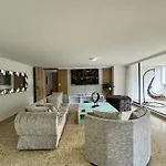 5 Hab, Espacioso, Piscina, Al Lado Del Tesoro!