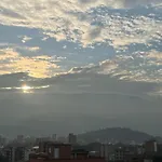 Laureles Excellent Vista