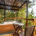 Glamping, Jacuzzi, Malla Catamaran Y Desayuno En Santa Elena