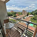 Amoblados Medellin Poblado Patio Bonito