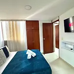 Alojamiento Central En Medellin En Zona Turistica
