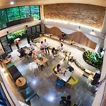 Los Patios Cool Living