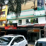 Aqua Lux Hotel
