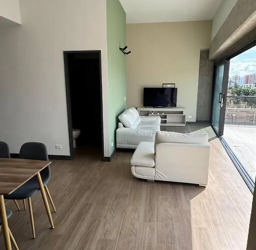 Apartamento 406 Poblado Cerca Al Cc El Tesoro