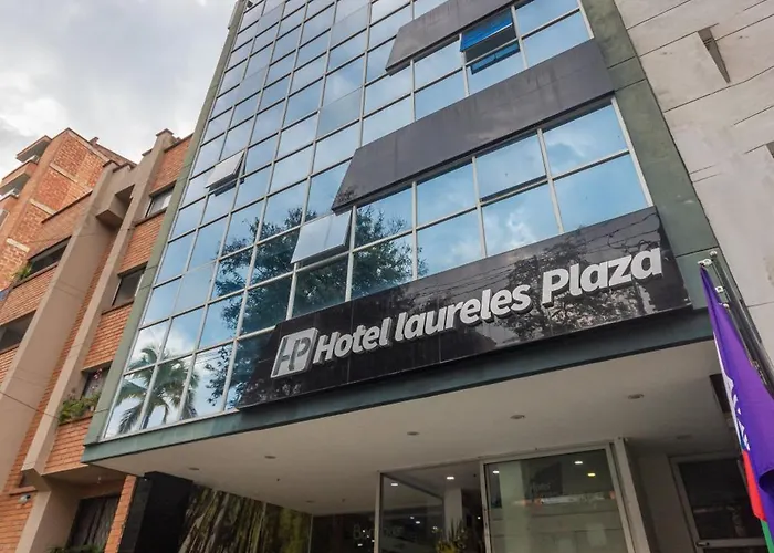 Hotel Laureles Plaza