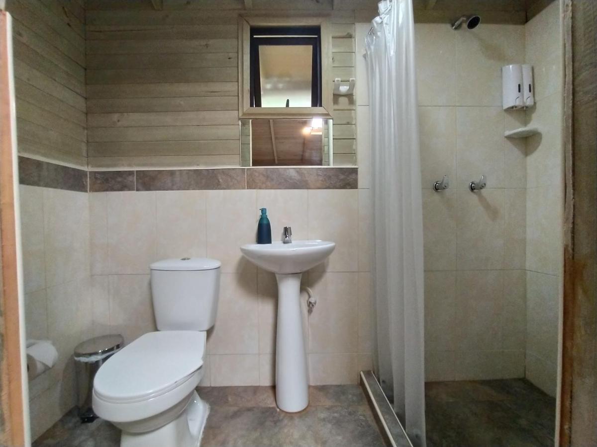 Hostal Cloud9 *