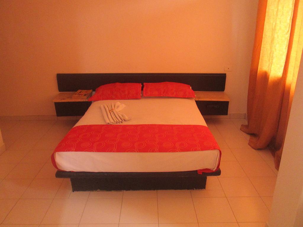 Casa Real Economy hotel