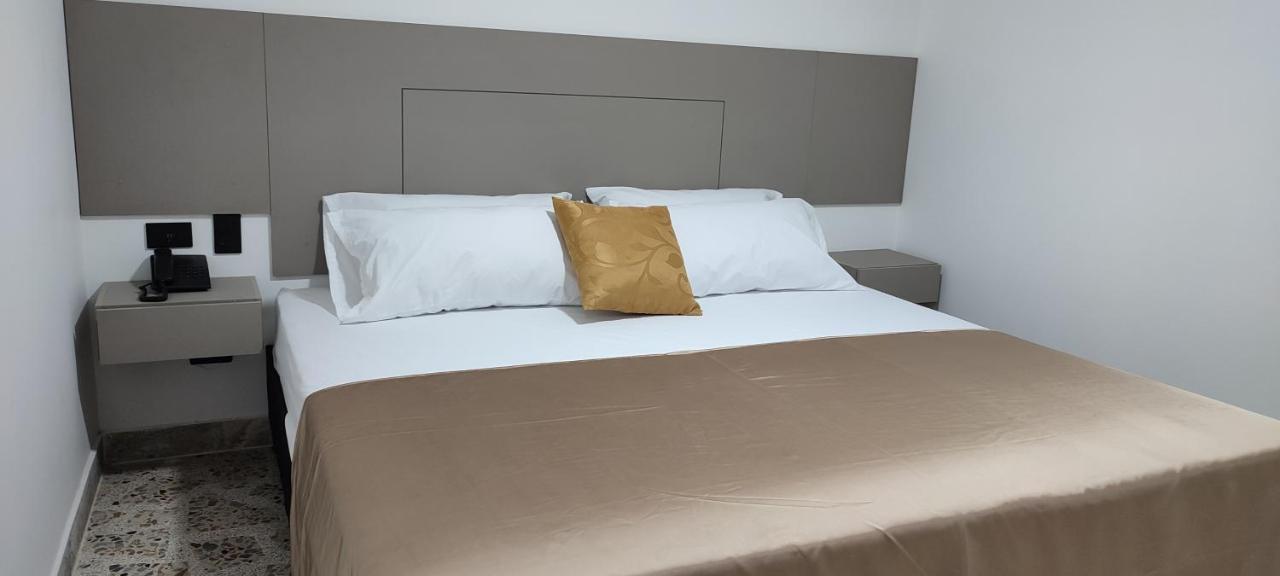 Hotel Ofix Medellin