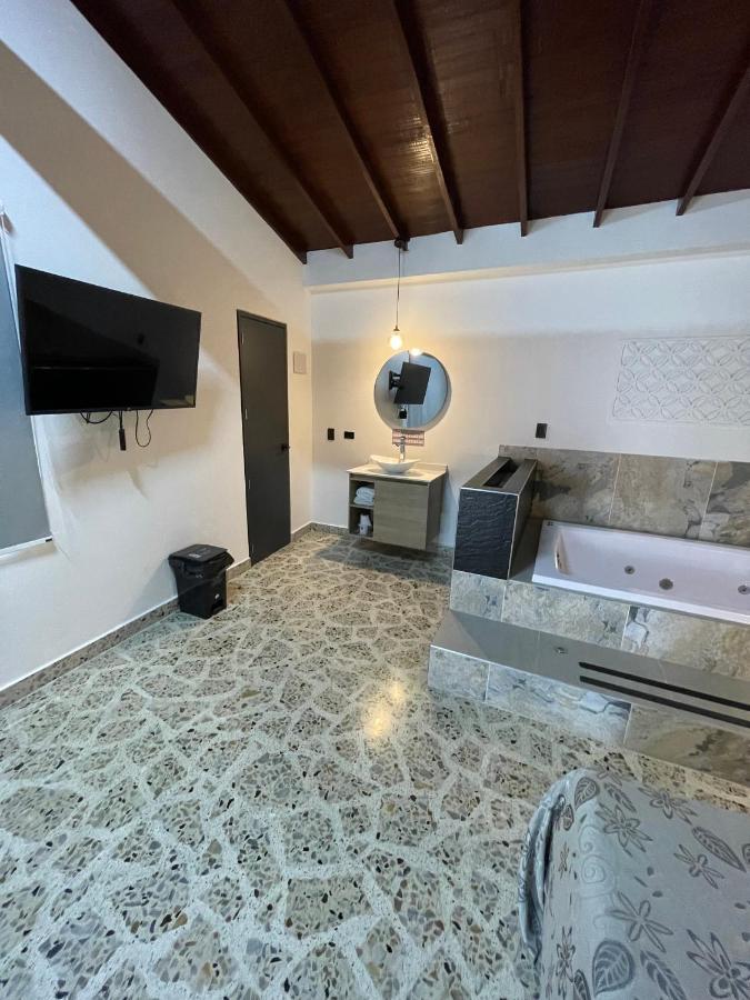 Hotel Ofix Medellin