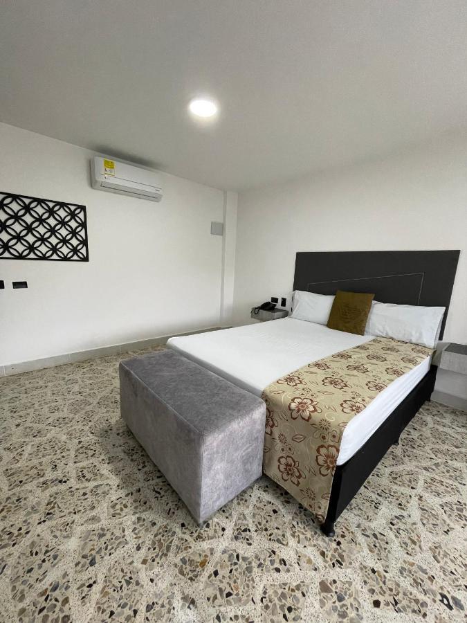 Hotel Ofix Hotel Medellin