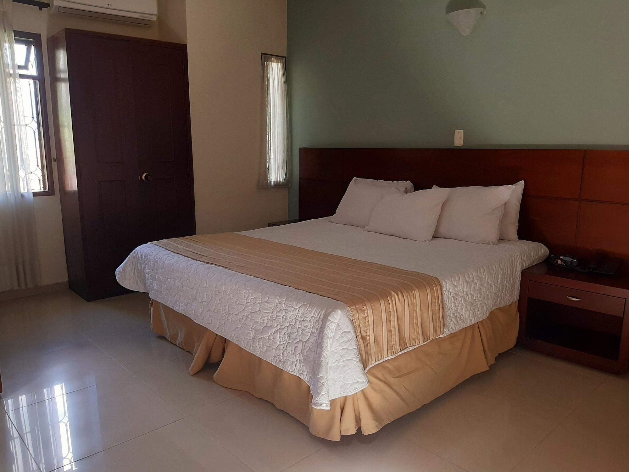 Hotel Poblado Campestre 3*