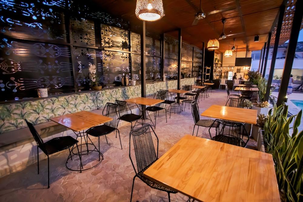 Vibes Hostel Medellin