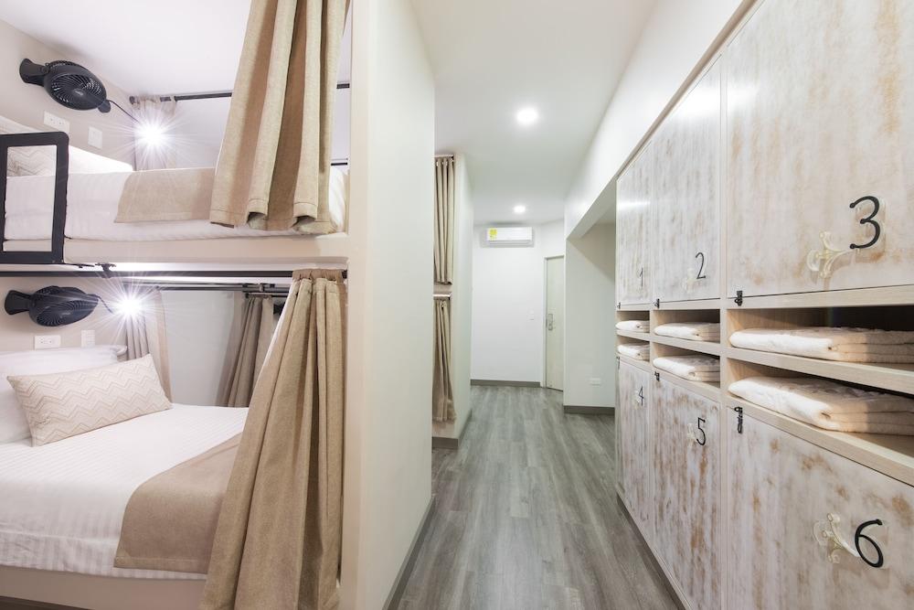 Vibes Hostel *