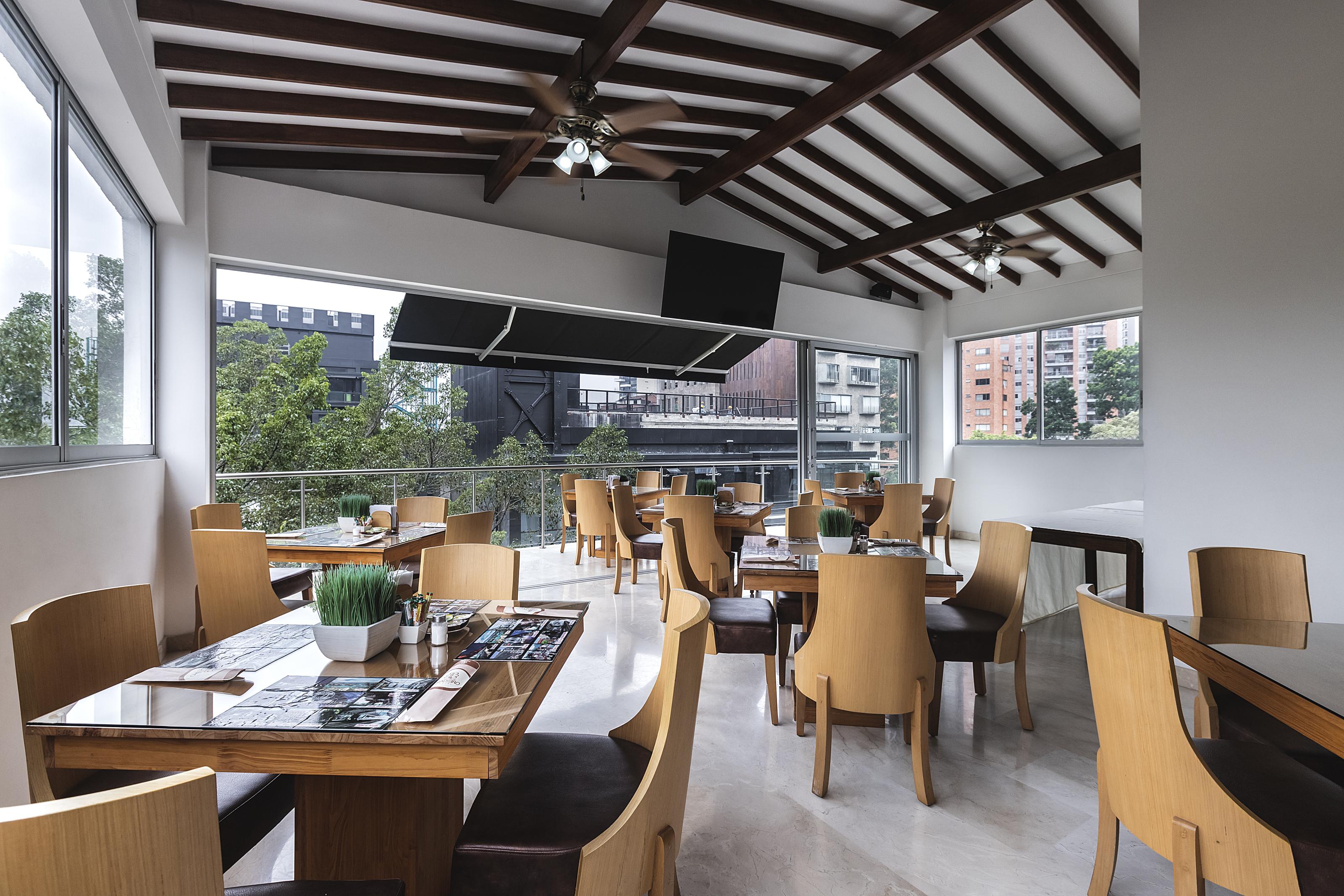 Madeiro Hotel Medellin