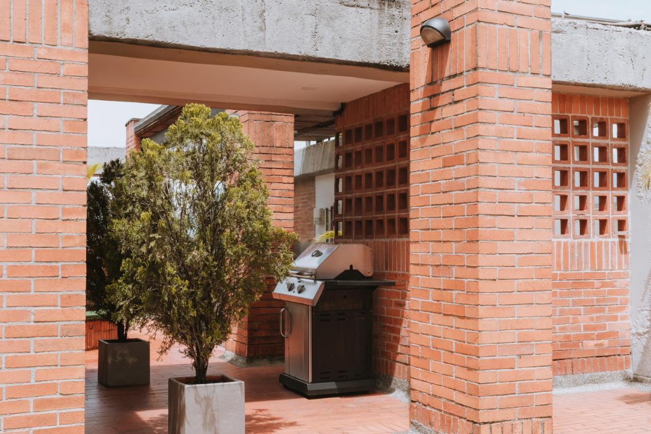 Travelers Orange Hotel