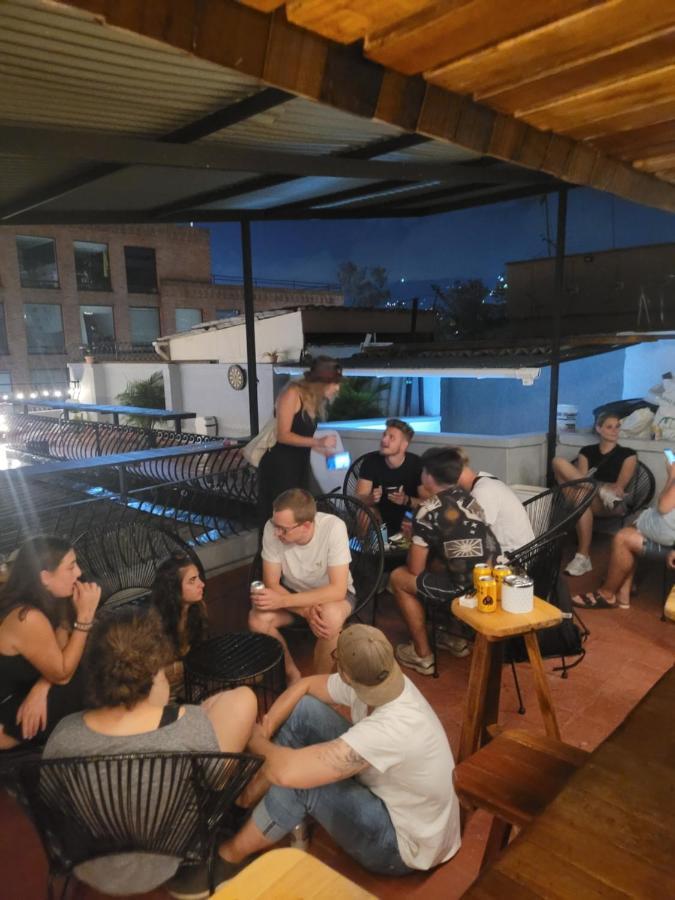 La Familia - Parque Poblado Hostel *