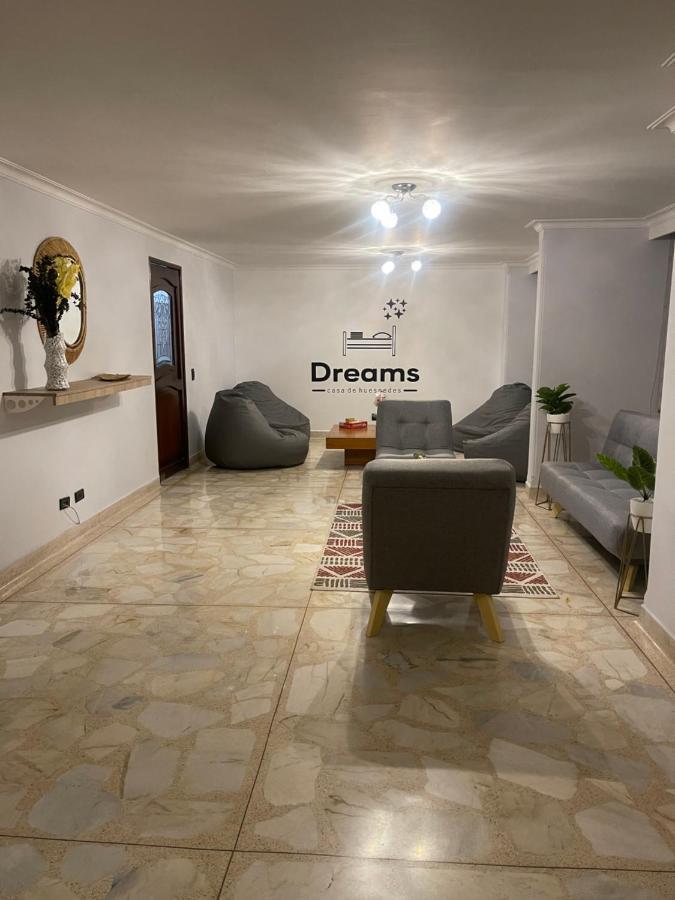 Lindo Y Nuevo Alojamiento Laureles, Habitación Privada