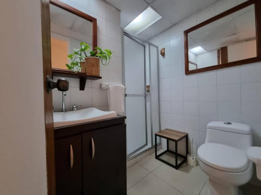 Apartment El Jardin De Manila *