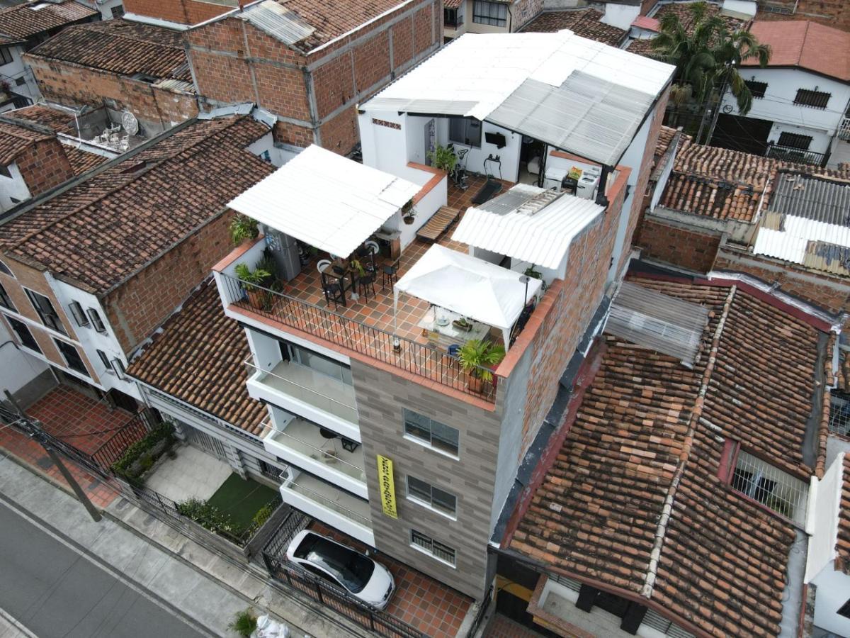 Apartment Loft Cerca Al Metro Y A Lugares Turisticos Medellin