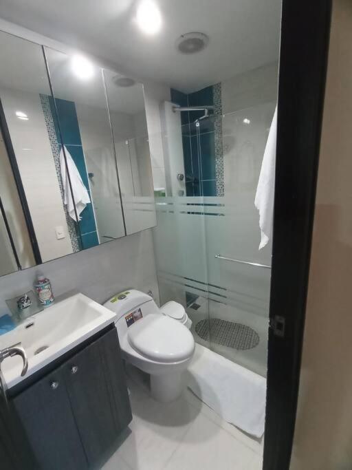 Apartment Rentalsop An01 Apto Cerca Al Lleras Con Balcon Y Piscina Climatizada, Cerca A Provenza, Ubicado Min Del Aeropuerto Medellin