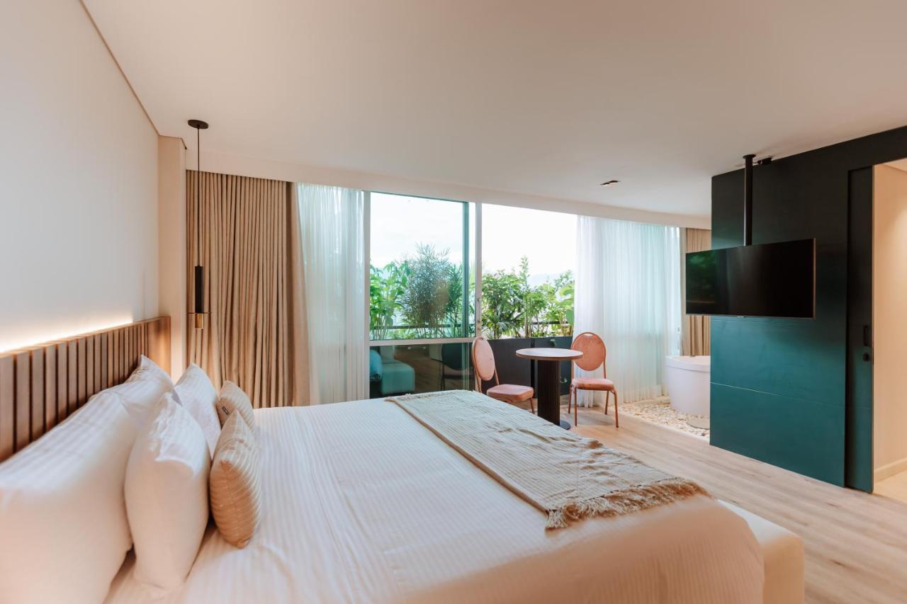 Hotel Sky 4*