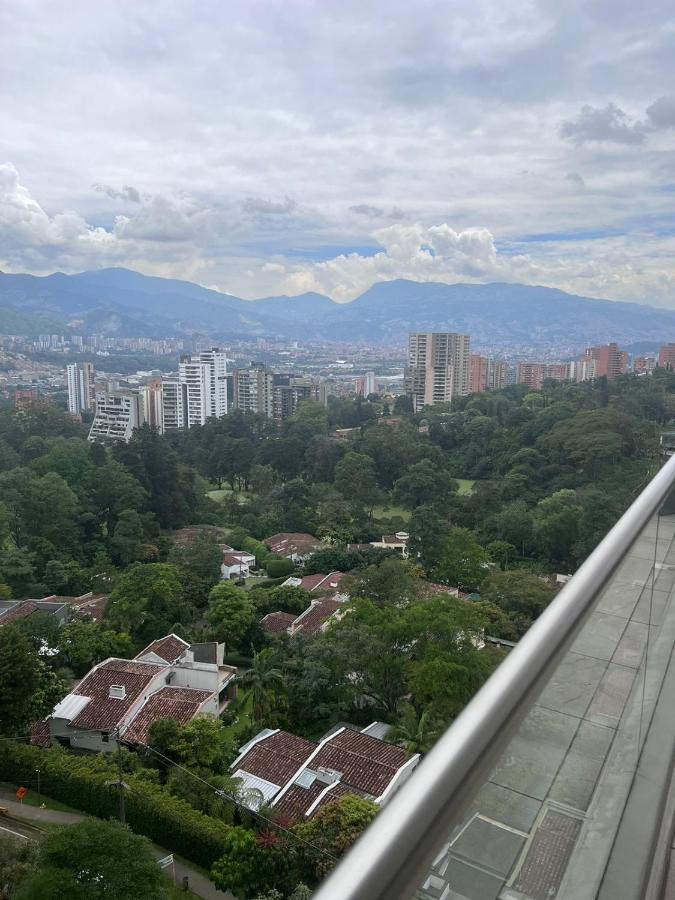 Large High Views And Balcony *