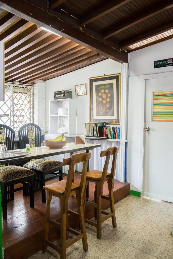 Spring Albergue Medellín