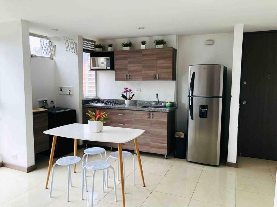 Apartment Hermoso Loft Cerca Al Poblado Medellin