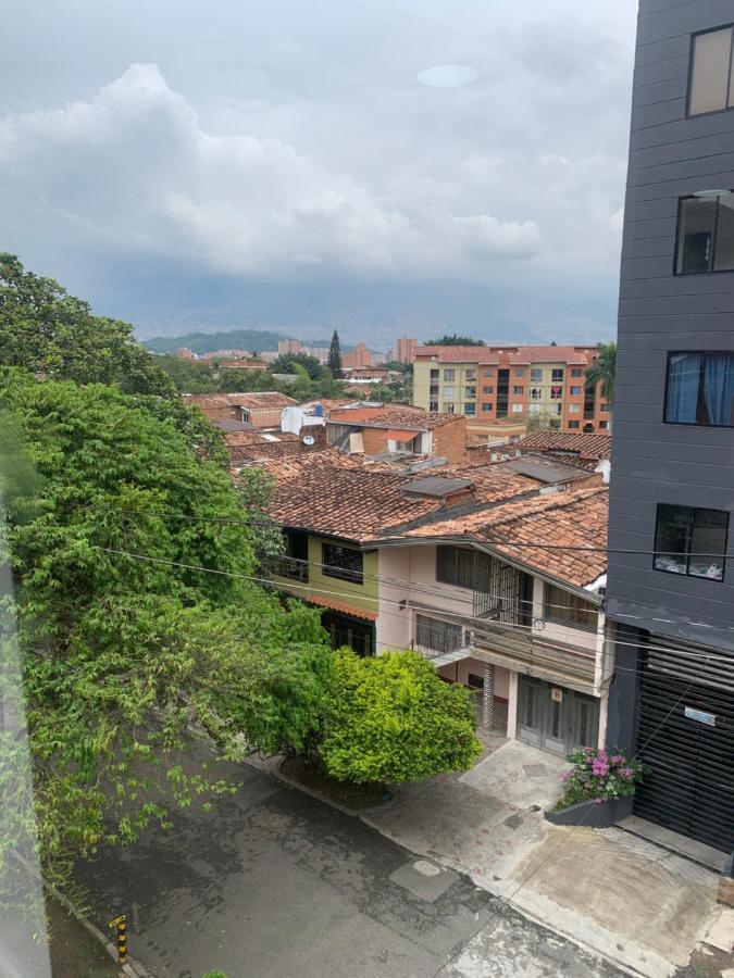 Hermoso Apartamento Cerca Al Metro * Medellin