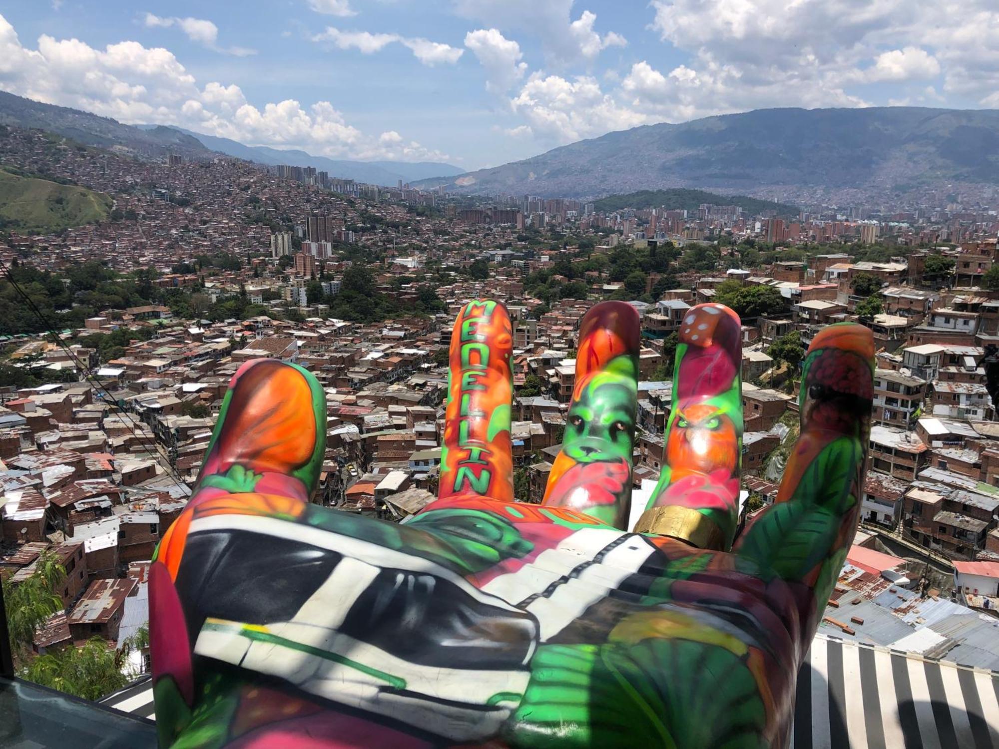 Bueno Y Amplio En El Barrio Mas Cool Del Mundo , Laureles Apartment Medellin