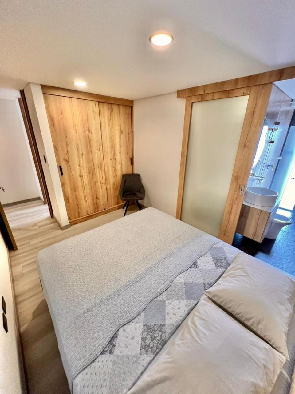 Luxurious & Rustic - Up To 10 People