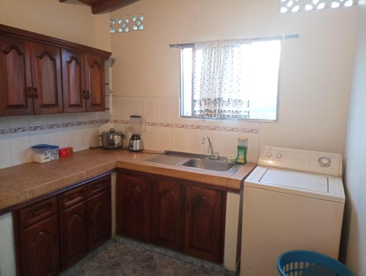 Apartment Comodo En