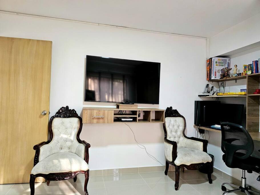 Hermoso Apto Santa Monica, 8 Huespedes, Medellin