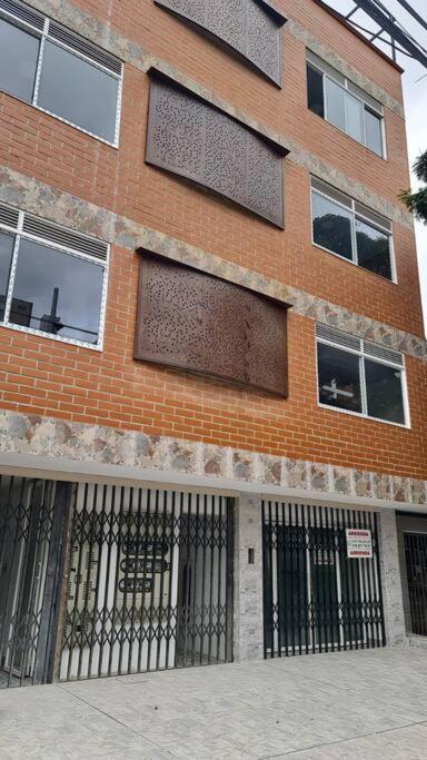 401 Velodromo Apartment *