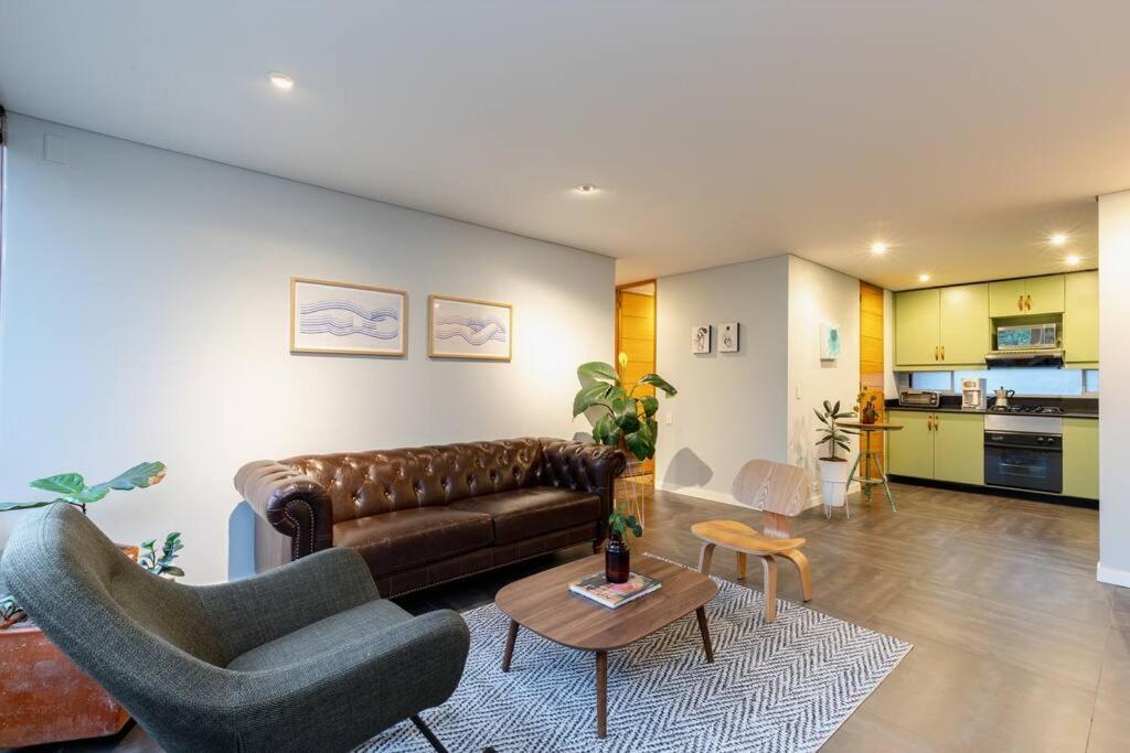 El Poblado, Finisterre Ap 801 Apartamento
