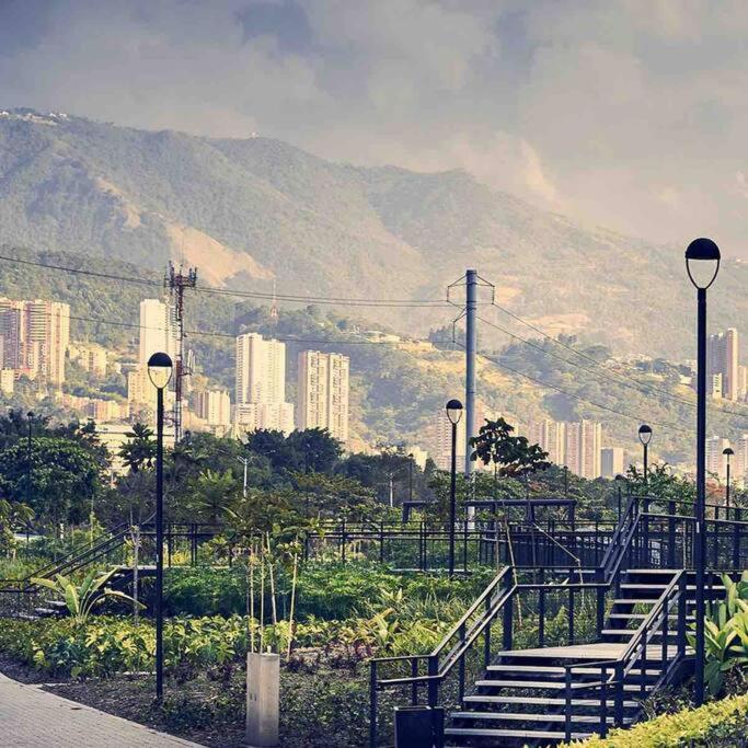 Apartment Perfect 3br Location Medellin