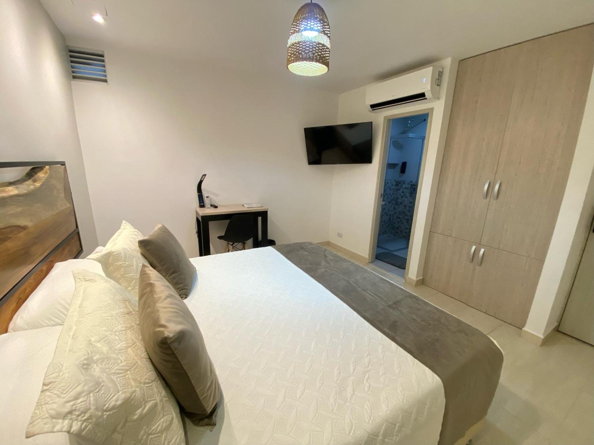 Maidy Luxury Hotel