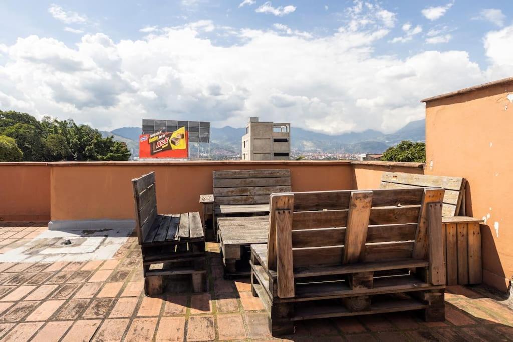 Apartment Center Flats - In El Poblado Near Park Lleras, Medellin! Medellin