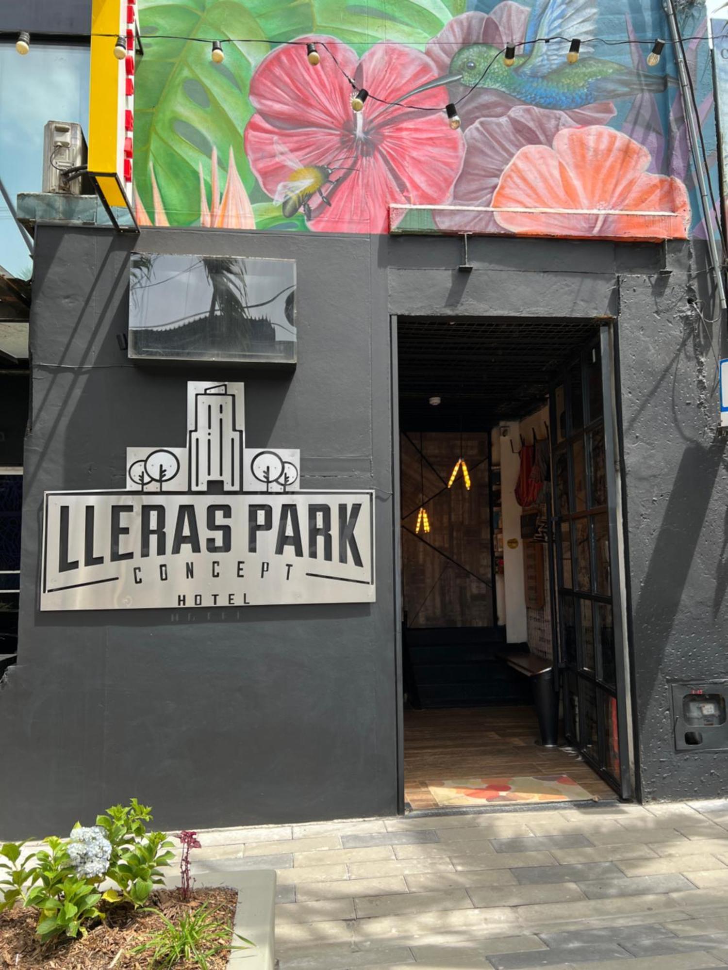 Lleras Park Concept 2* Medellin