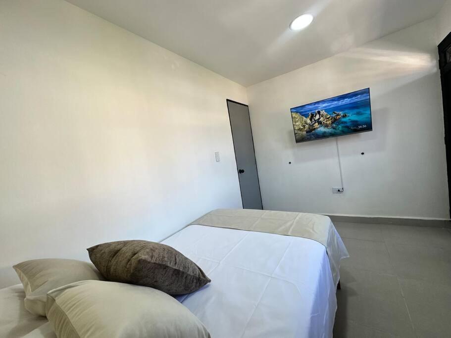 Amplia Casa Grupos Grandes, Comoda Y Acogedora Apartment Medellin