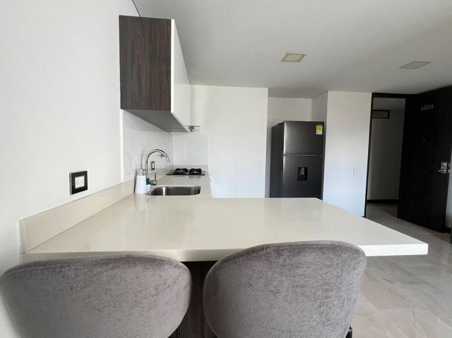 1204, Excelent Location In El Poblado Apartment Medellin