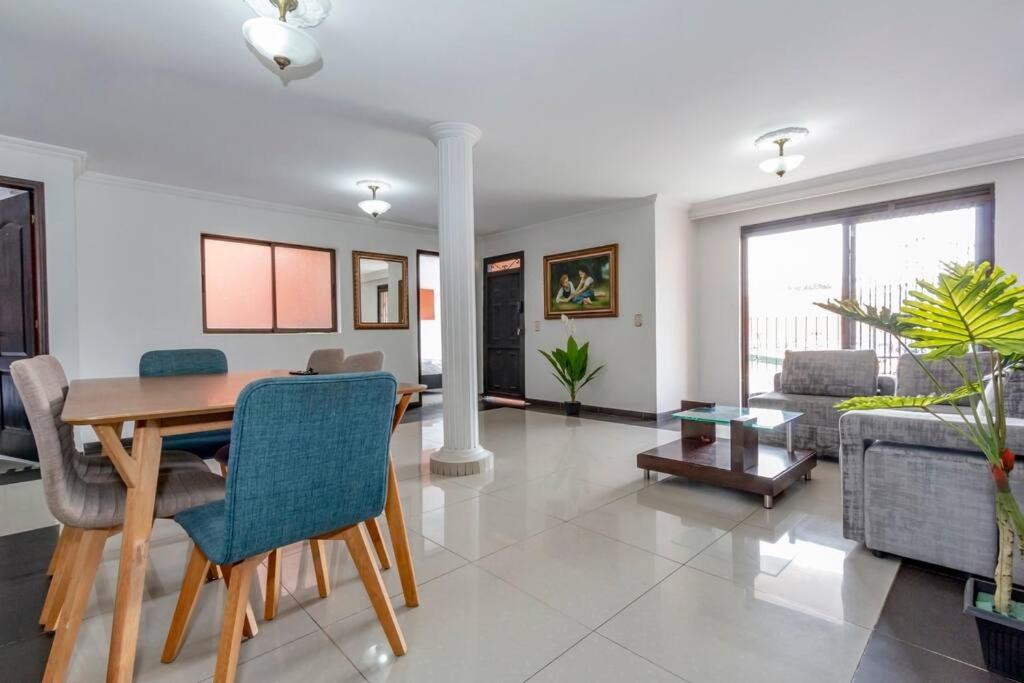 ¡apartamento Laureles Excelente Ubicacion! * Medellin