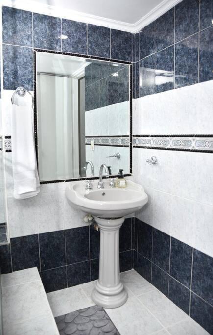 Apartment Ambiente Familiar 112 *