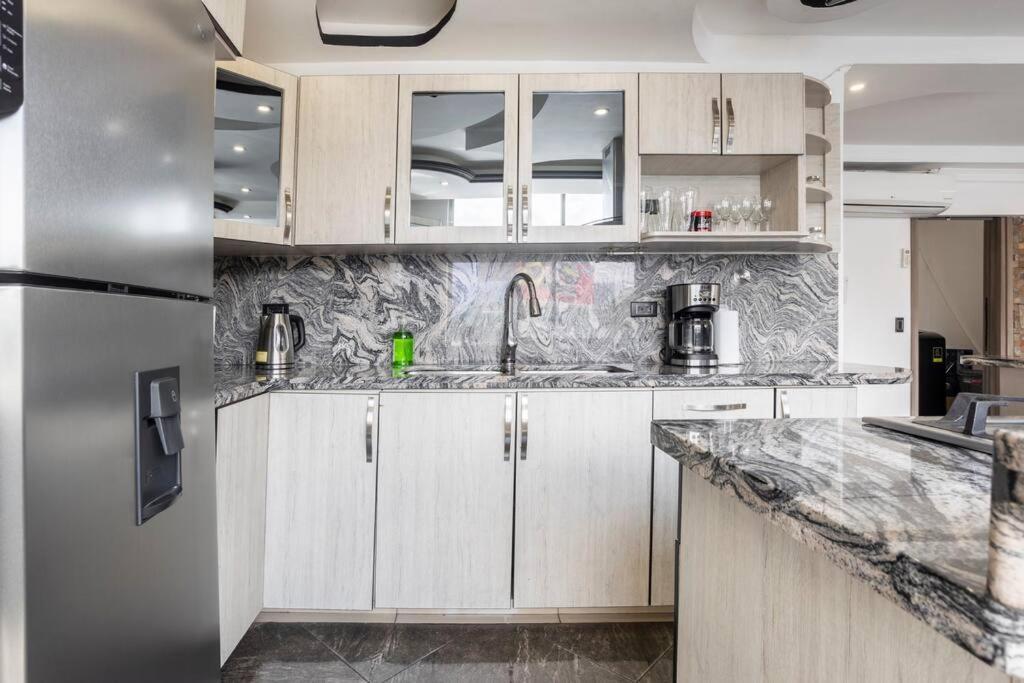 Center Flats - In El Poblado Near Park Lleras, Medellin! Medellin