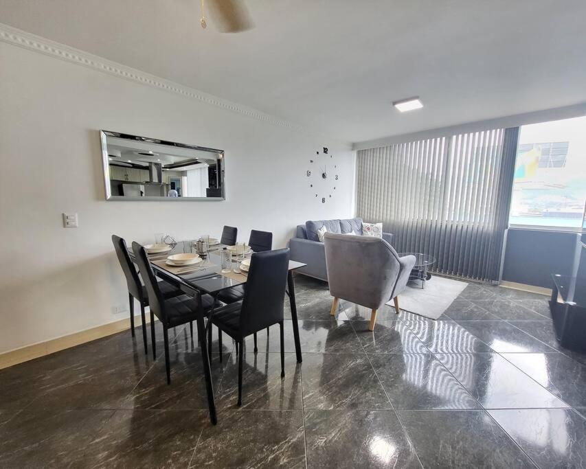 Apartment Center Flats - In El Poblado Near Park Lleras, Medellin! Medellin