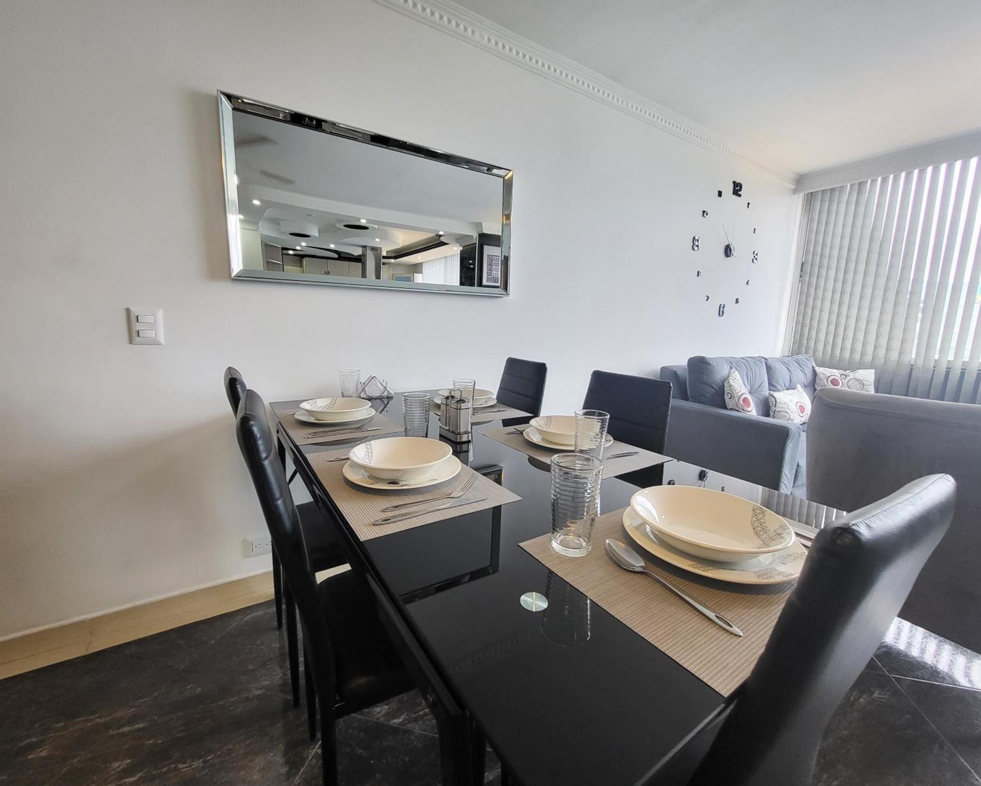 Center Flats - In El Poblado Near Park Lleras, Medellin! Apartment