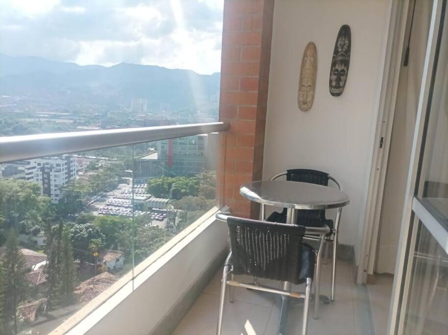 El Poblado, Con Piscina, Gym, Comodo, Linda Vista. Apartment *