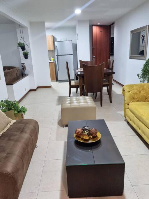 El Poblado, Con Piscina, Gym, Comodo, Linda Vista. * Medellin